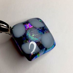 Free jewelry item with every purchase April 5/6th